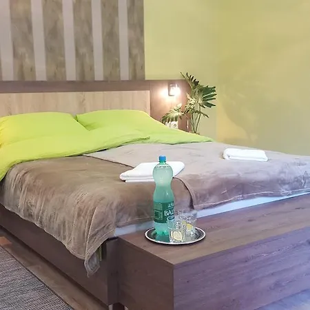 Premium Apartman Appartamento Szeged